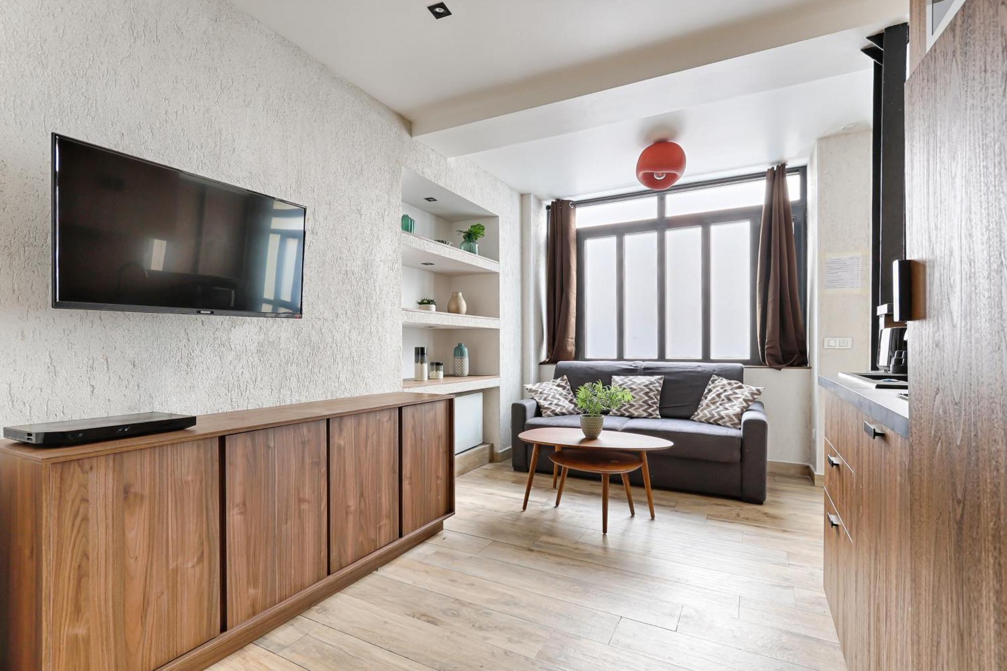 De Charme 2br Canal Saint Martin Parigi
