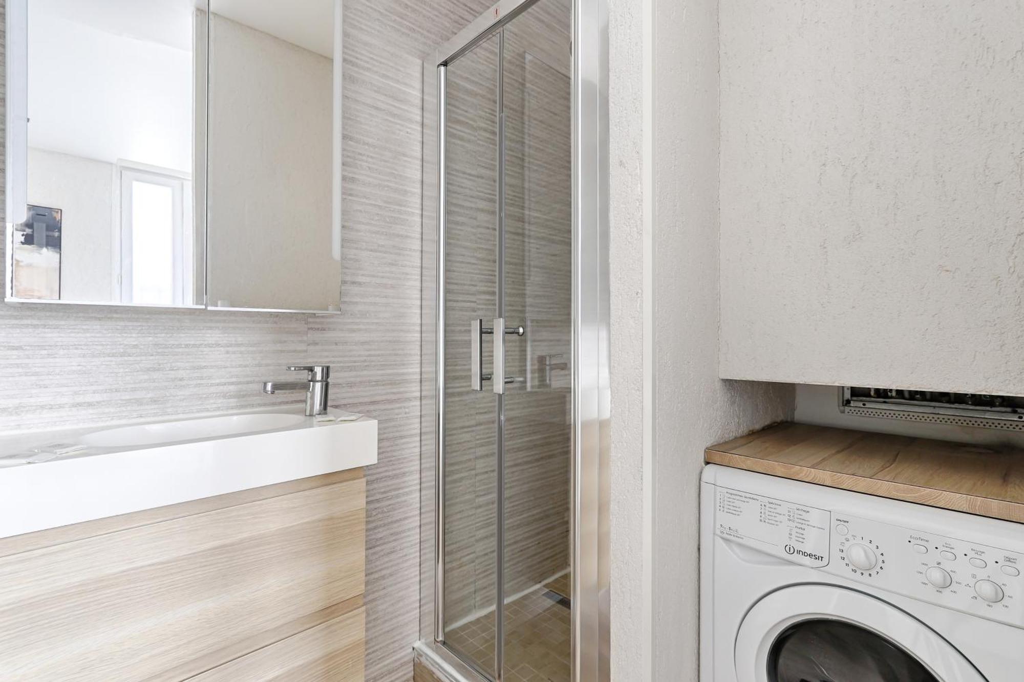 De Charme 2br Canal Saint Martin * Parigi